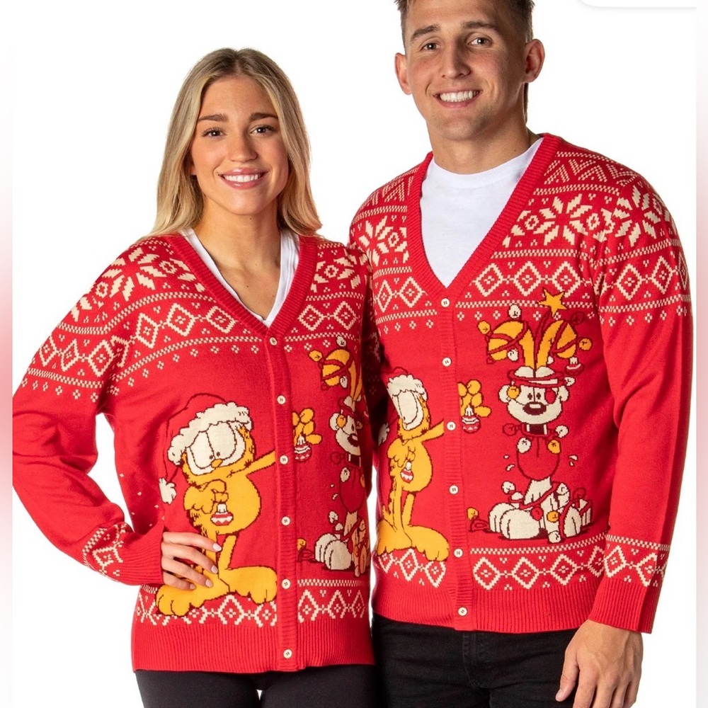 Garfield Men's Odie and Garfield Christmas Ugly Sweater Size Medium